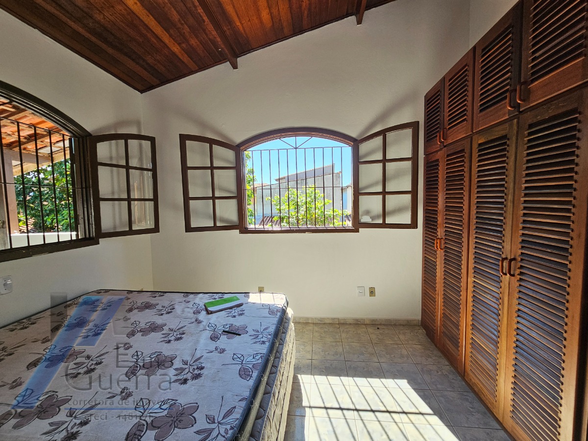 Ubatuba, Estufa II - Casa sobrado com 03 dormitórios, com terreno de 300m2.