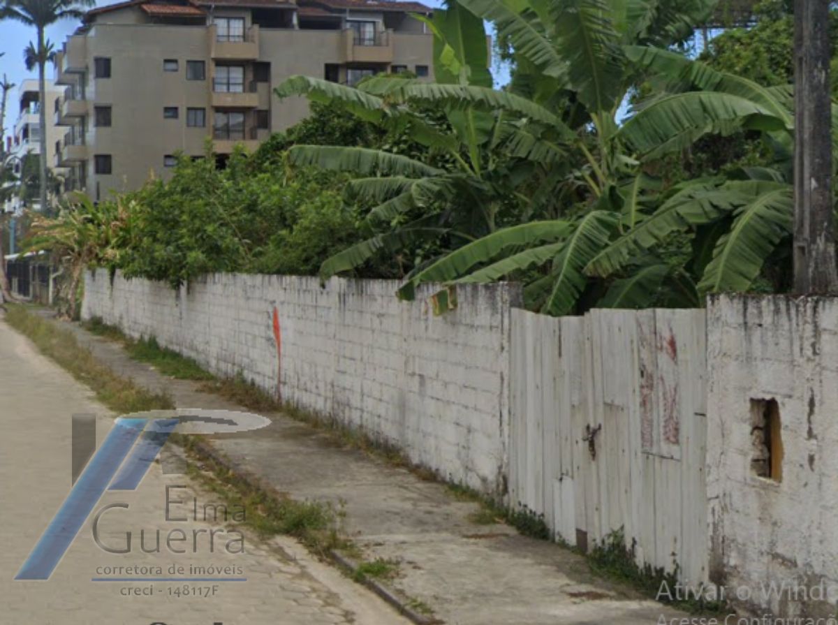 Ubatuba, Praia Grande - Área com 960 m², à 400 metros do mar.