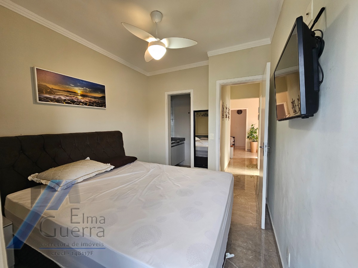 Ubatuba, Praia Grande - Apartamento com 02 dormitórios sendo 01 suíte, a 400 metros do mar.