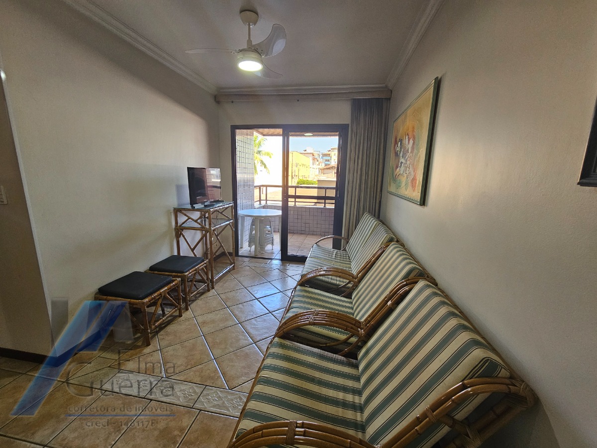 Ubatuba, Praia Grande - Apartamento com 02 dormitórios sendo 01 suíte, a 100 metros do mar.